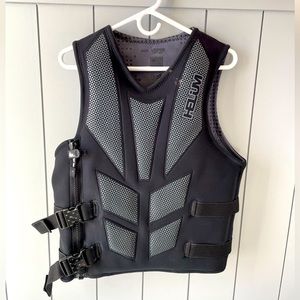 Men’s Water Ski Vest